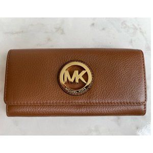 MICHAEL KORS LUGGAGE BROWN LEATHER+GOLD FLAP WALLET/CLUTCH